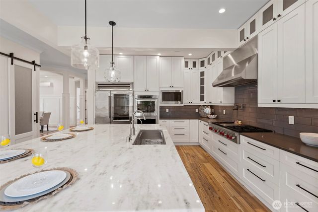 6002 156th Avenue NE, Redmond, WA 98052