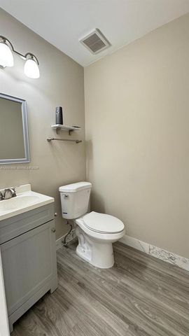 12153 NW 36th Pl 2-L, Sunrise, FL 33323