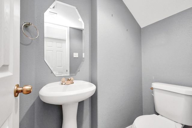 2143 Westover Park Circle, Spring, TX 77386