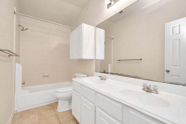 2143 Westover Park Circle, Spring, TX 77386