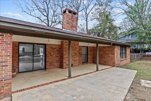 102 Margate, Dothan, AL 36303