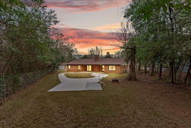 102 Margate, Dothan, AL 36303