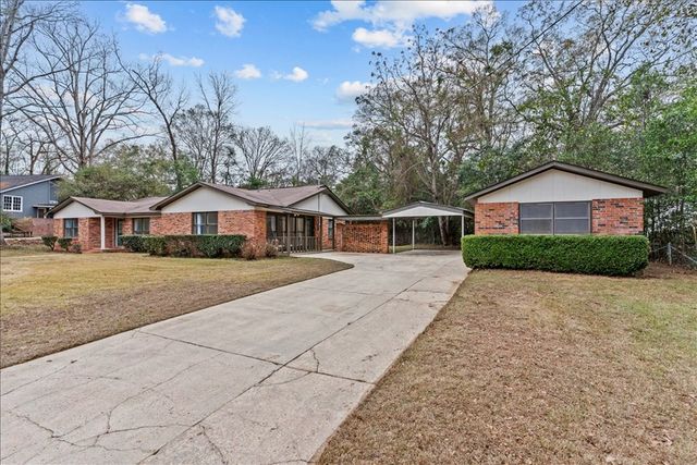 102 Margate, Dothan, AL 36303