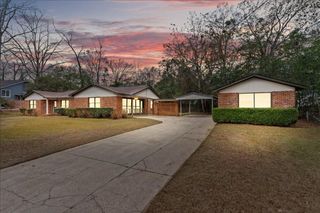 102 Margate, Dothan, AL 36303