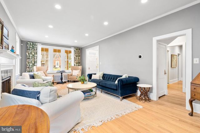 313 W COLLEGE TER, Frederick, MD 21701