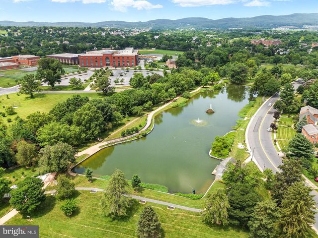 313 W COLLEGE TER, Frederick, MD 21701