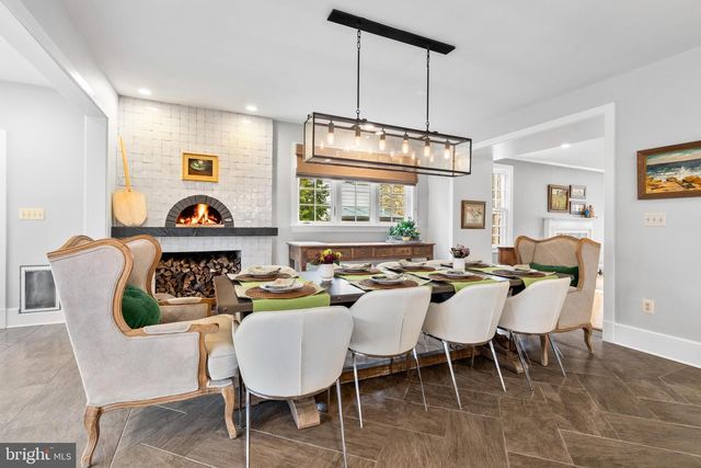 313 W COLLEGE TER, Frederick, MD 21701