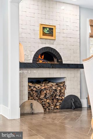 313 W COLLEGE TER, Frederick, MD 21701