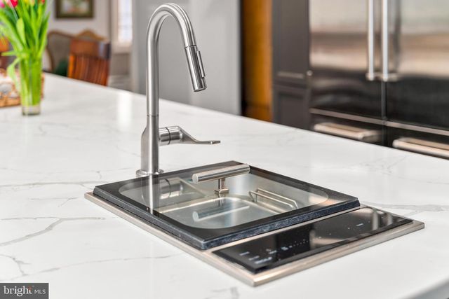 313 W COLLEGE TER, Frederick, MD 21701