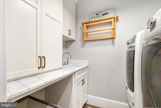 313 W COLLEGE TER, Frederick, MD 21701