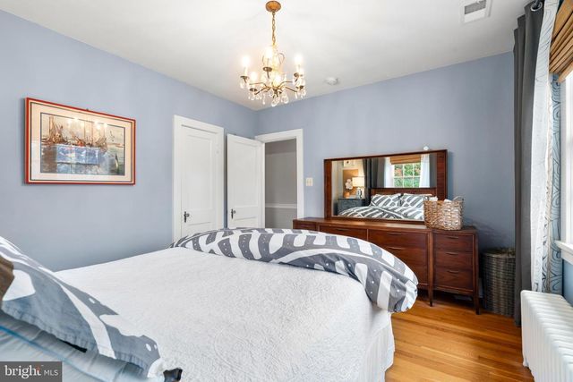 313 W COLLEGE TER, Frederick, MD 21701