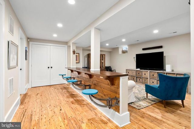 313 W COLLEGE TER, Frederick, MD 21701