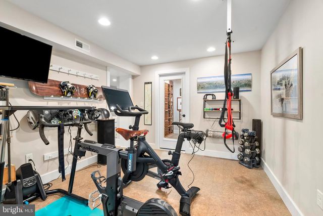 313 W COLLEGE TER, Frederick, MD 21701