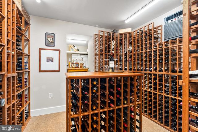 313 W COLLEGE TER, Frederick, MD 21701