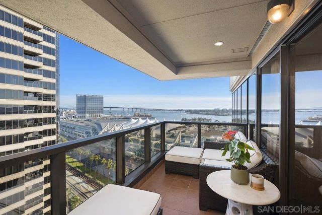 100 Harbor Drive 1906, San Diego, CA 92101