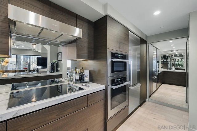 100 Harbor Drive 1906, San Diego, CA 92101