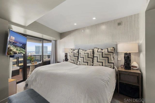 100 Harbor Drive 1906, San Diego, CA 92101