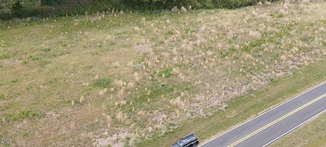 2 Brookhollow Road N, Efland, NC 27243
