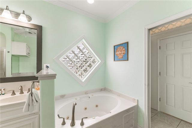 125 Frontside Dr, Corpus Christi, TX 78418