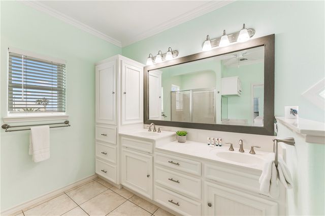 125 Frontside Dr, Corpus Christi, TX 78418