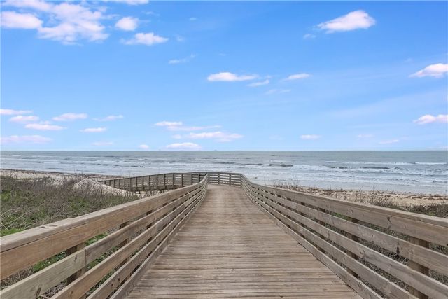 125 Frontside Dr, Corpus Christi, TX 78418