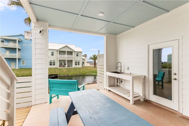 125 Frontside Dr, Corpus Christi, TX 78418