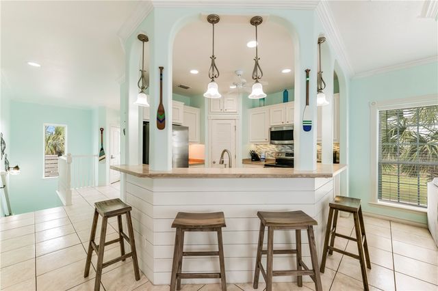 125 Frontside Dr, Corpus Christi, TX 78418