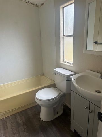 17899 Lakeview Drive, Porter, TX 77365