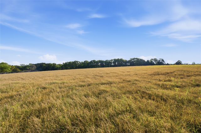 7335 CR 4710, Larue, TX 75770