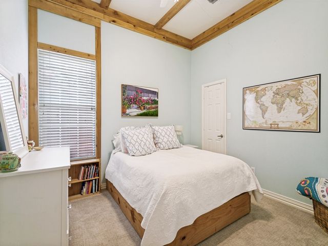 1209 Queen Guinevere Drive, Lewisville, TX 75056