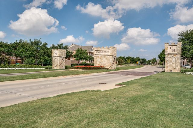1209 Queen Guinevere Drive, Lewisville, TX 75056