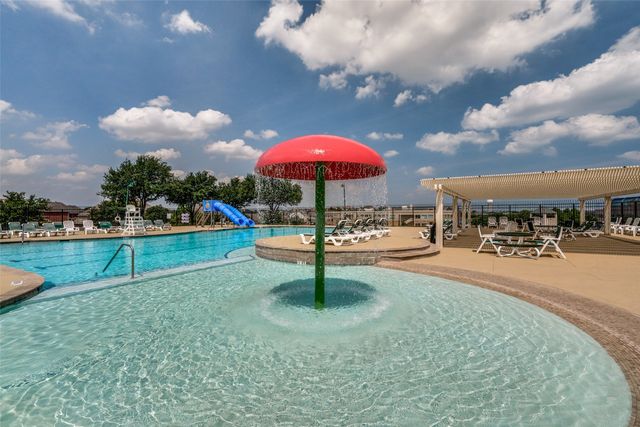 1209 Queen Guinevere Drive, Lewisville, TX 75056