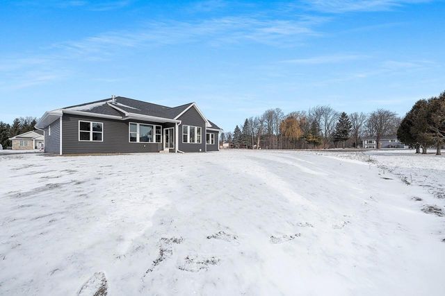4454 NATURE, Howard, WI 54313