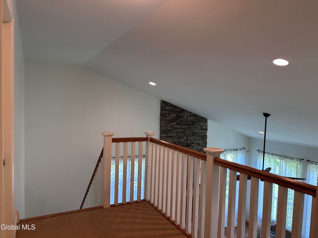 224 Brittany Place, Niskayuna, NY 12309
