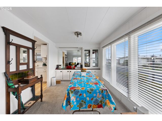 17009 Sw ELDORADO Dr 5, Portland, OR 97224