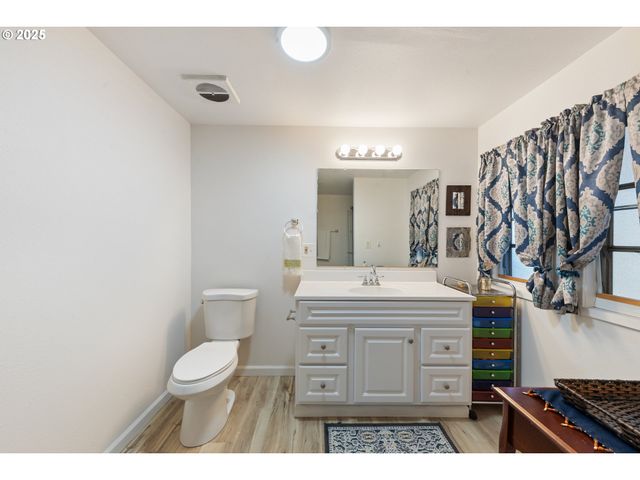 17009 Sw ELDORADO Dr 5, Portland, OR 97224