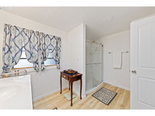 17009 Sw ELDORADO Dr 5, Portland, OR 97224