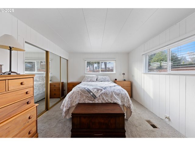 17009 Sw ELDORADO Dr 5, Portland, OR 97224