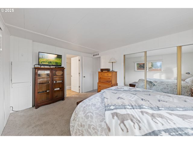 17009 Sw ELDORADO Dr 5, Portland, OR 97224