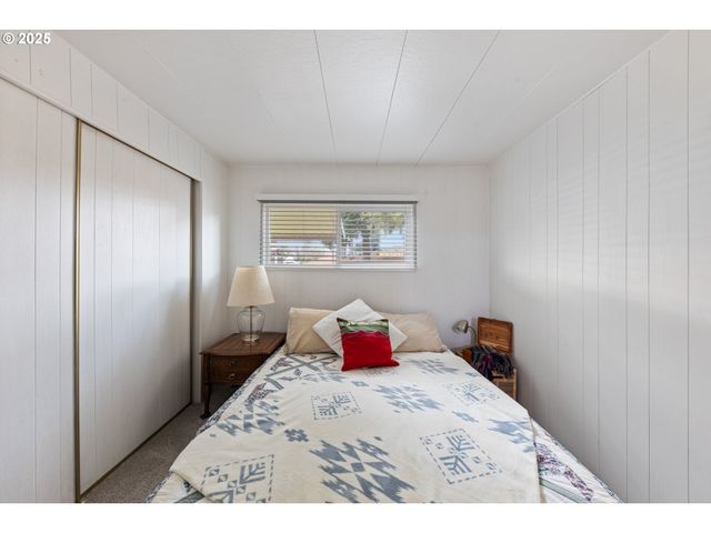 17009 Sw ELDORADO Dr 5, Portland, OR 97224