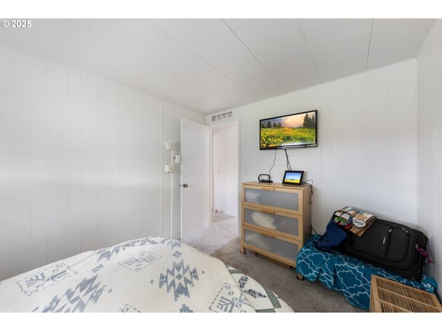 17009 Sw ELDORADO Dr 5, Portland, OR 97224