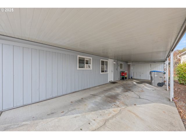 17009 Sw ELDORADO Dr 5, Portland, OR 97224