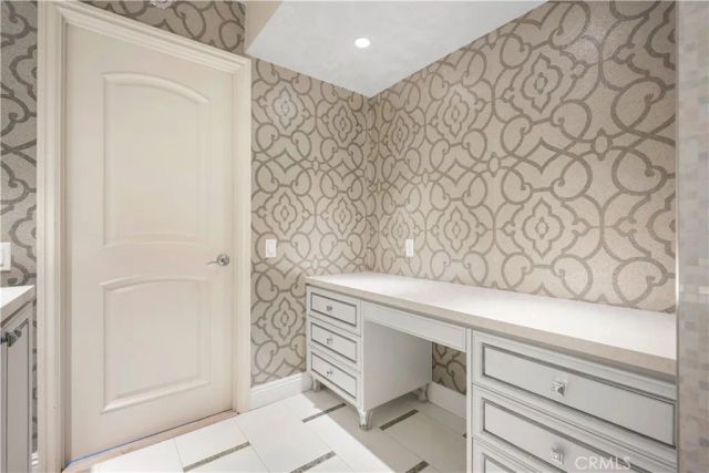 222 Monterey 904, Glendale, CA 91206