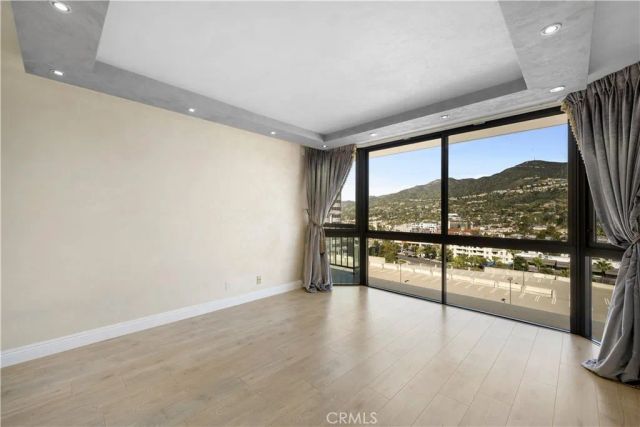 222 Monterey 904, Glendale, CA 91206