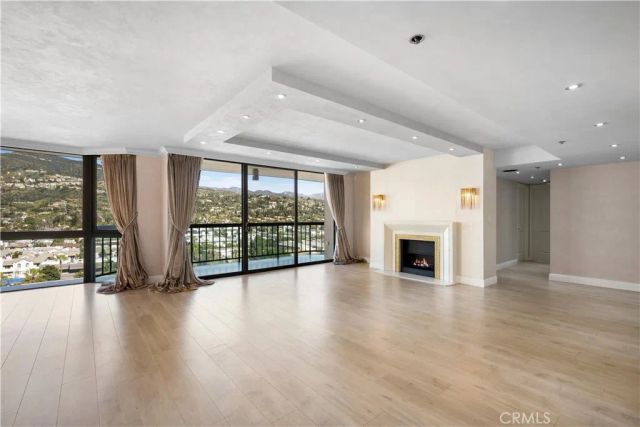 222 Monterey 904, Glendale, CA 91206