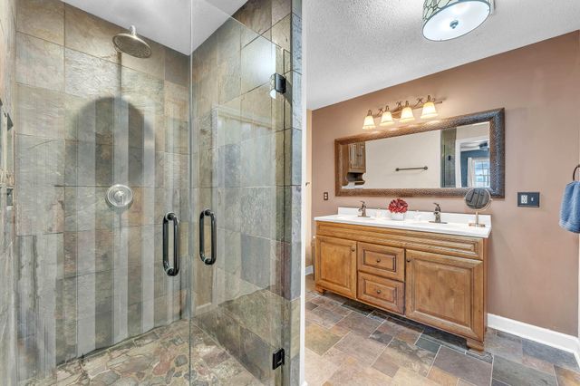 2011 Morris Hill Road, Chattanooga, TN 37421