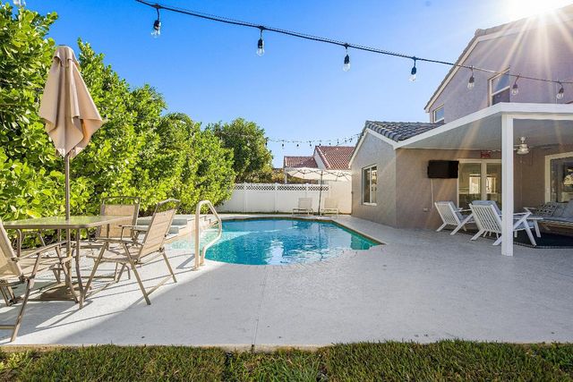 3637 Stratton Lane, Boynton Beach, FL 33436