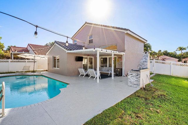 3637 Stratton Lane, Boynton Beach, FL 33436