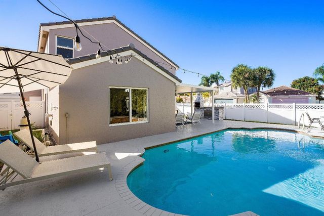 3637 Stratton Lane, Boynton Beach, FL 33436