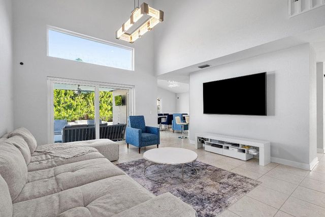 3637 Stratton Lane, Boynton Beach, FL 33436